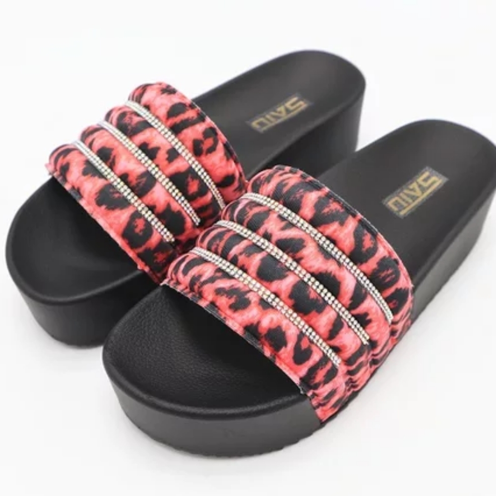 Red Leopard Print Grain Diamond Wedge Heel Sandal